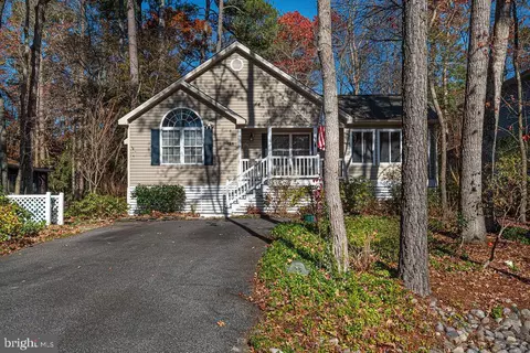 25 Harpoon Rd, Ocean Pines, MD 21811