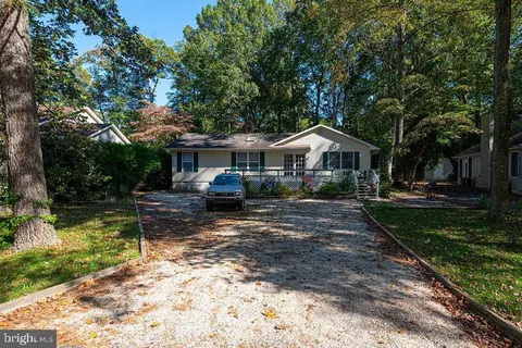 165 Seafarer Ln, Berlin, MD 21811