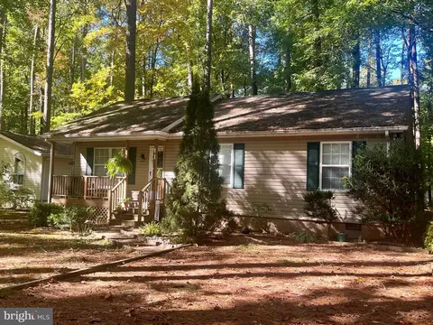 11 Falcon Bridge Rd, Berlin, MD 21811