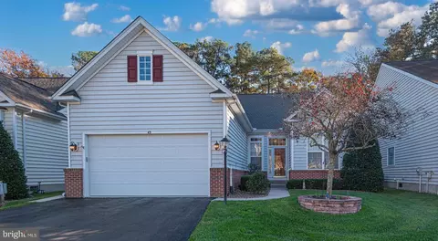 43 Chatham Ct, Berlin, MD 21811