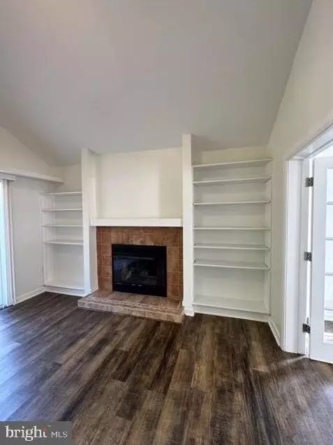 Living - 13 Bridgewater Rd, Berlin, MD 21811 photo 3 of 5