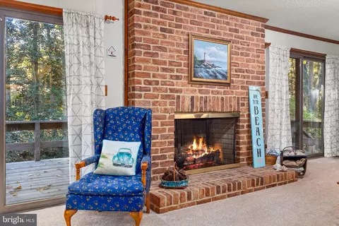 80 Cresthaven Dr, Berlin, MD 21811 photo 5