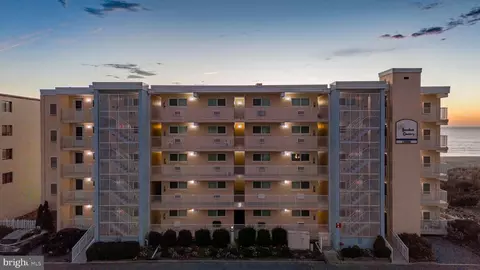 13800 Wight St #204, Ocean City, MD 21842