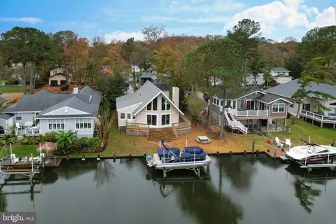 13 Carriage Ln, Ocean Pines, MD 21811