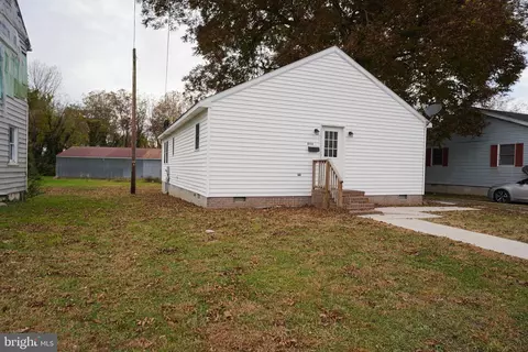 806 2nd St, Pocomoke City, MD 21851