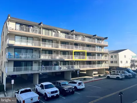 8 35th St #203, Ocean City, MD 21842