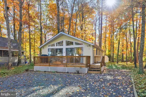 101 White Horse Dr, Berlin, MD 21811