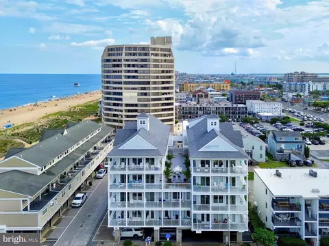 5 87th St #303, Ocean City, MD 21842