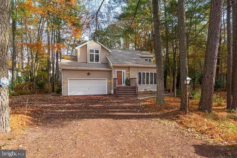 1233 Ocean Pkwy, Berlin, MD 21811