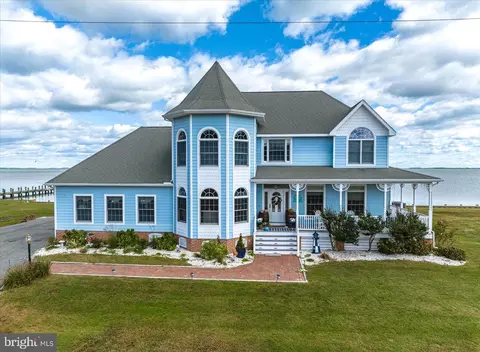 4404 Island View Rd, Snow Hill, MD 21863