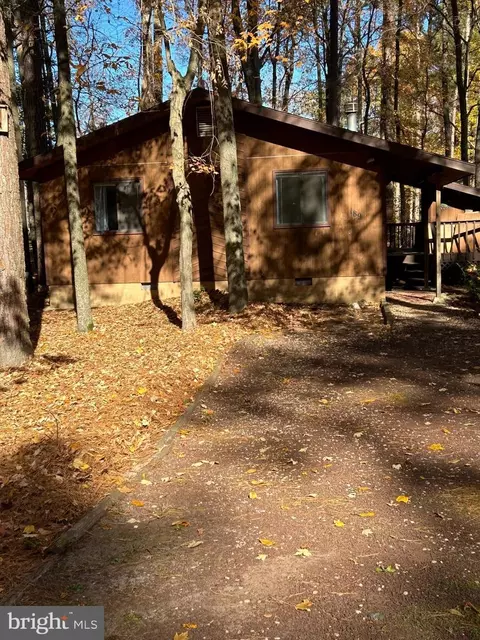 189 Windjammer Rd, Berlin, MD 21811