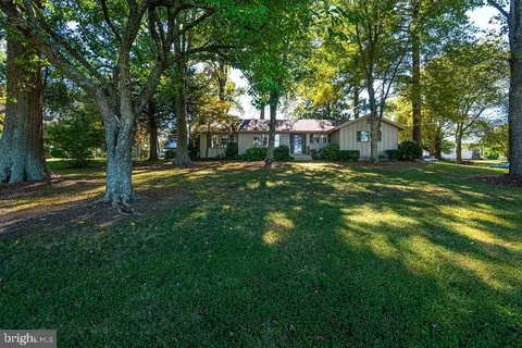 226 Broad St, Berlin, MD 21811 photo 2