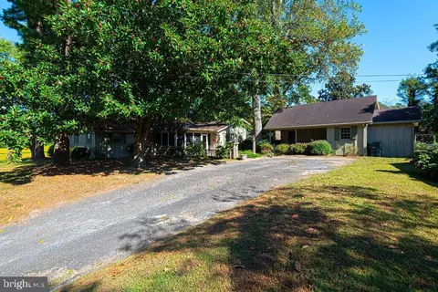 226 Broad St, Berlin, MD 21811 photo 8