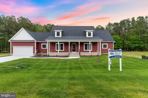 61 King Richard Rd, Berlin, MD 21811