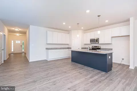 Entry Way - 9 Brandywine Dr, Berlin, MD 21811 photo 9 of 22