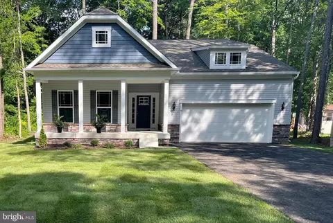 9 Brandywine Dr, Berlin, MD 21811