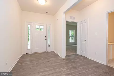Entry Way - 9 Brandywine Dr, Berlin, MD 21811 photo 6 of 22