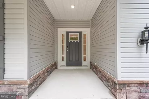 Entry Way - 9 Brandywine Dr, Berlin, MD 21811 photo 1 of 22