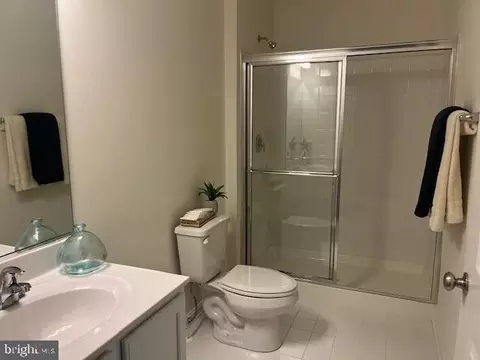 Bath - 9 Brandywine Dr, Berlin, MD 21811 photo 1 of 5