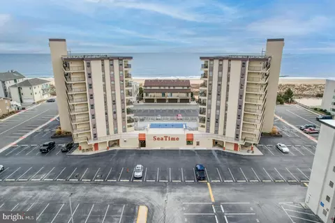 7 136th St #N805, Ocean City, MD 21842