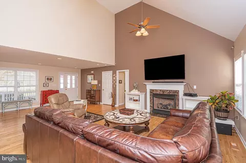 309 Buttercup Ct, Berlin, MD 21811 photo 12