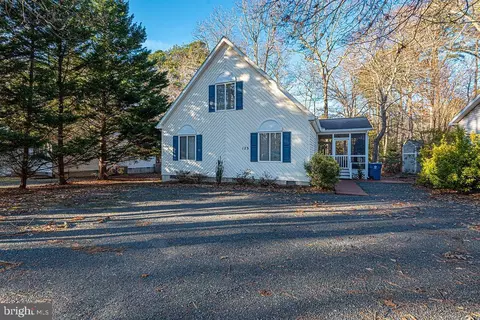 123 Ocean Pkwy, Ocean Pines, MD 21811