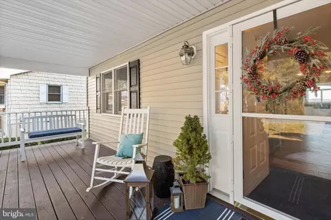 102 Robin Hood Trl, Berlin, MD 21811 photo 5