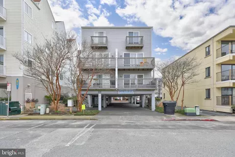 11 144th St #103, Ocean City, MD 21842