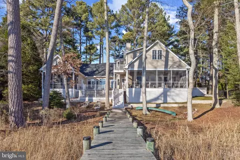 10742 Piney Island Dr, Bishopville, MD 21813