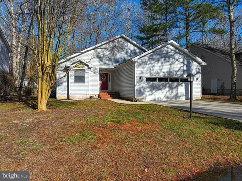 712 Ocean Pkwy, Berlin, MD 21811