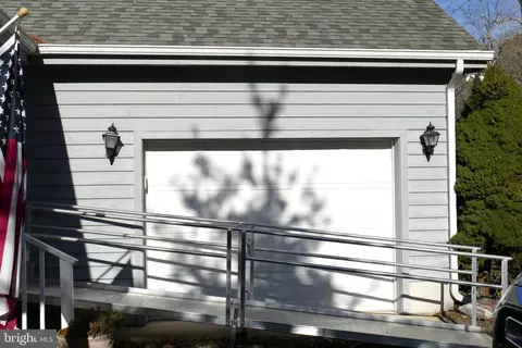 Exterior - 12 Whaler Ln, Ocean Pines, MD 21811 photo 4 of 10