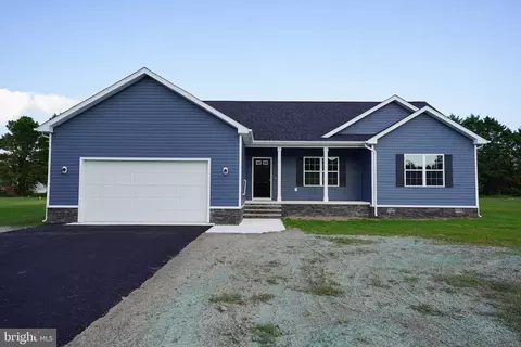 2104 Groton Rd, Pocomoke City, MD 21851