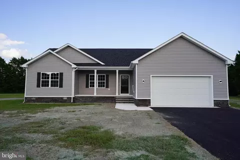 2046 Groton Rd, Pocomoke City, MD 21851