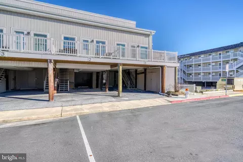 4 129th St #2, Ocean City, MD 21842