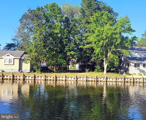 7 Crab Cay Ct, Ocean Pines, MD 21811