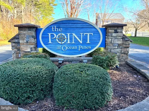 112 Pine Forest Dr, Berlin, MD 21811