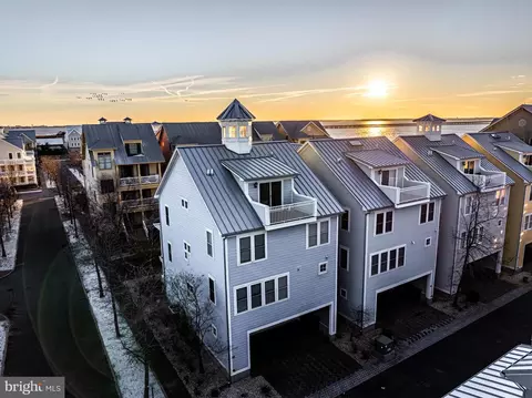 1 Beach Walk Mews #LUS-AQ, Ocean City, MD 21842