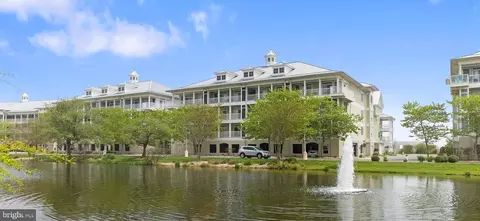 4 Fountain Dr E #2B, Ocean City, MD 21842