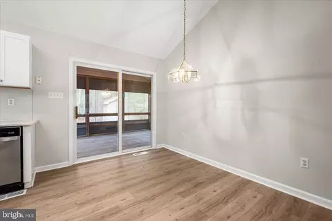 27 Offshore Ln, Ocean Pines, MD 21811 photo 7