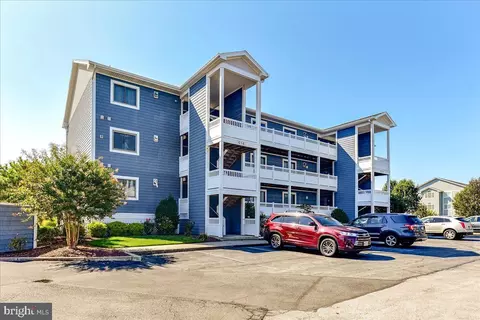 201 S Heron Dr #6, Ocean City, MD 21842