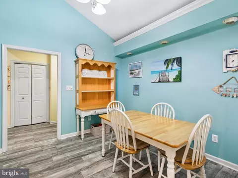Dining - 843 Ocean Pkwy, Berlin, MD 21811 photo 1 of 2