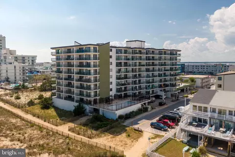 3 35th St #104, Ocean City, MD 21842