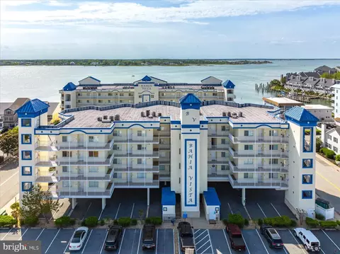 305 11th St #301, Ocean City, MD 21842