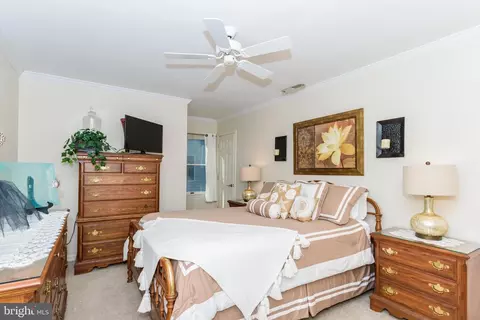 Bedroom - 11 Drawbridge Rd, Berlin, MD 21811 photo 8 of 14