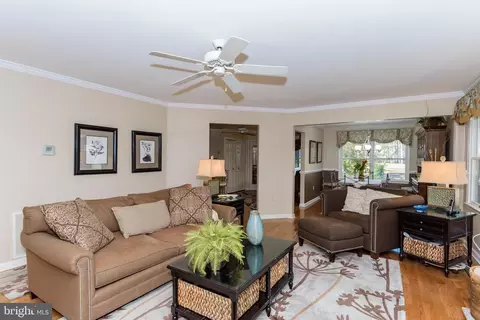 Living - 11 Drawbridge Rd, Berlin, MD 21811 photo 1 of 8