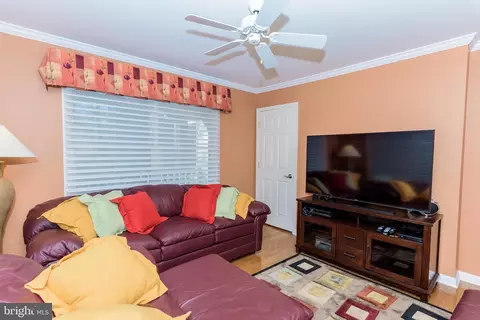 Living - 11 Drawbridge Rd, Berlin, MD 21811 photo 8 of 8