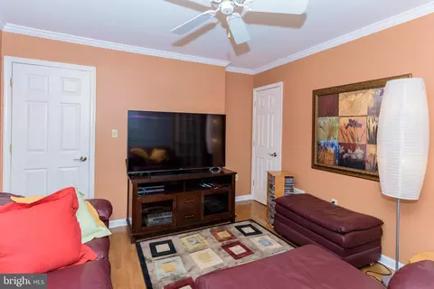 Living - 11 Drawbridge Rd, Berlin, MD 21811 photo 7 of 8