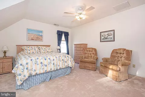Bedroom - 17 Beach Ct, Ocean Pines, MD 21811 photo 7 of 10