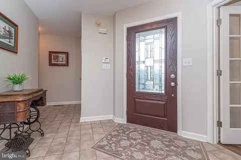 Entry Way - 17 Beach Ct, Ocean Pines, MD 21811 photo 1 of 2