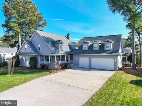 Exterior - 17 Beach Ct, Ocean Pines, MD 21811 photo 2 of 19